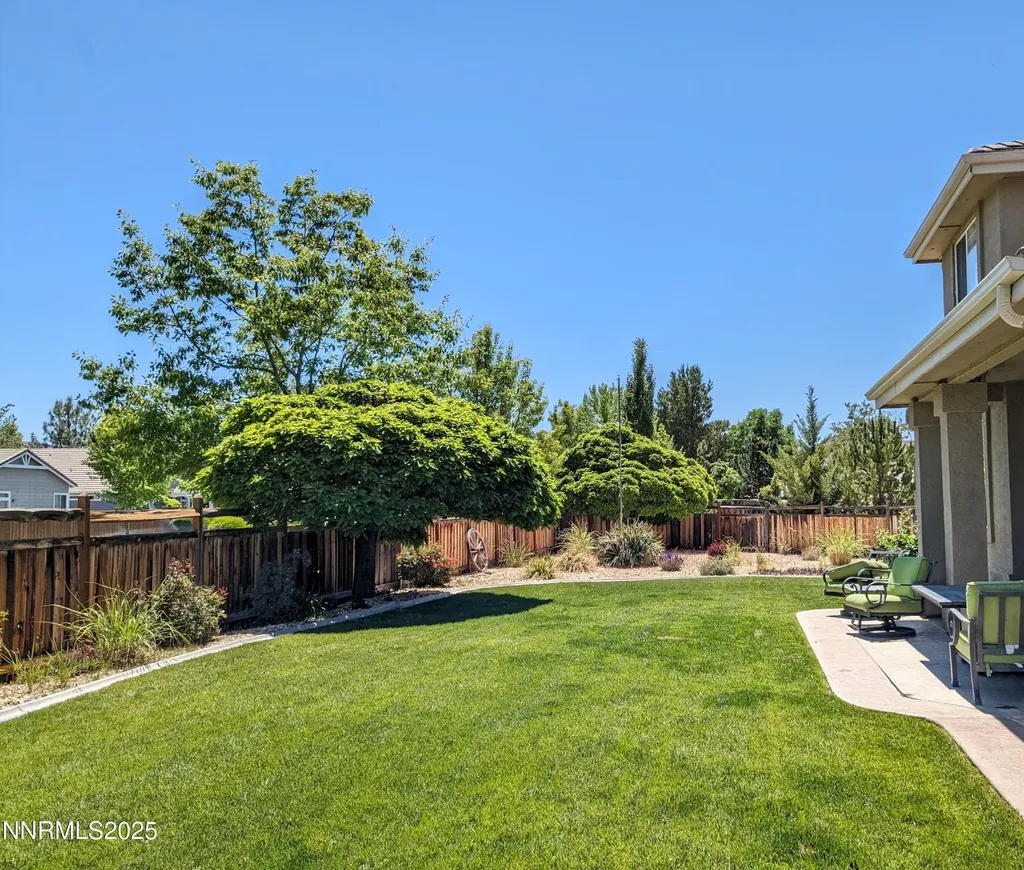 3149 Gladiola Sparks NV 89436