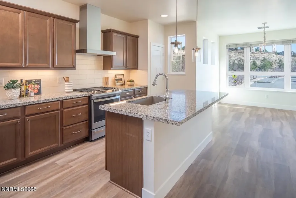 7790 Town Square Reno NV 89523