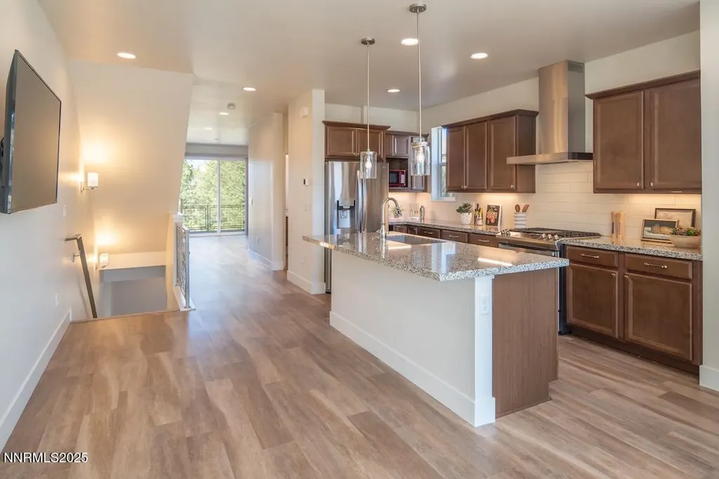 7790 Town Square Reno NV 89523