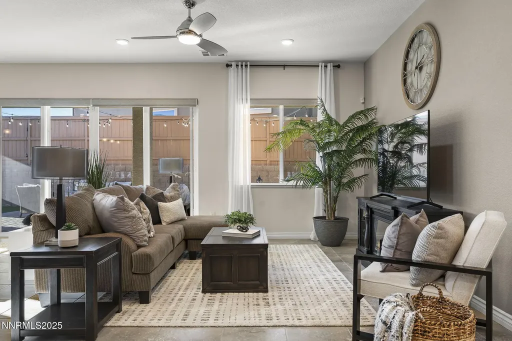 425 Chelmsford Reno NV 89439