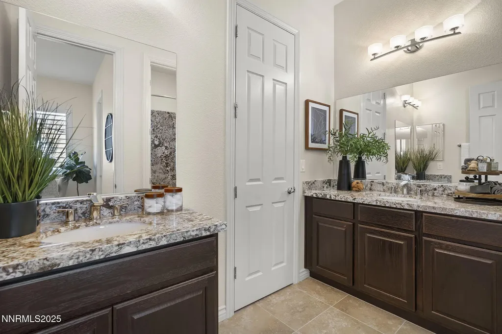 425 Chelmsford Reno NV 89439