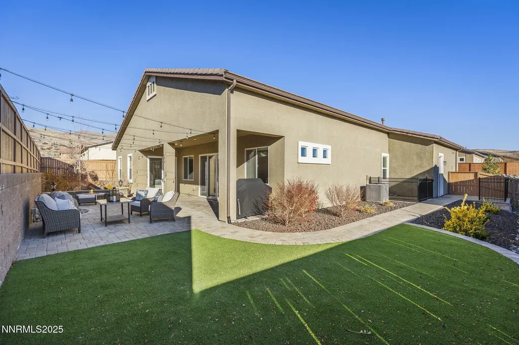 425 Chelmsford Reno NV 89439