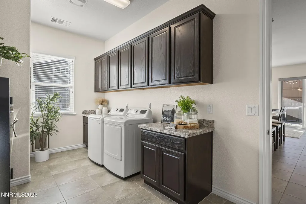 425 Chelmsford Reno NV 89439