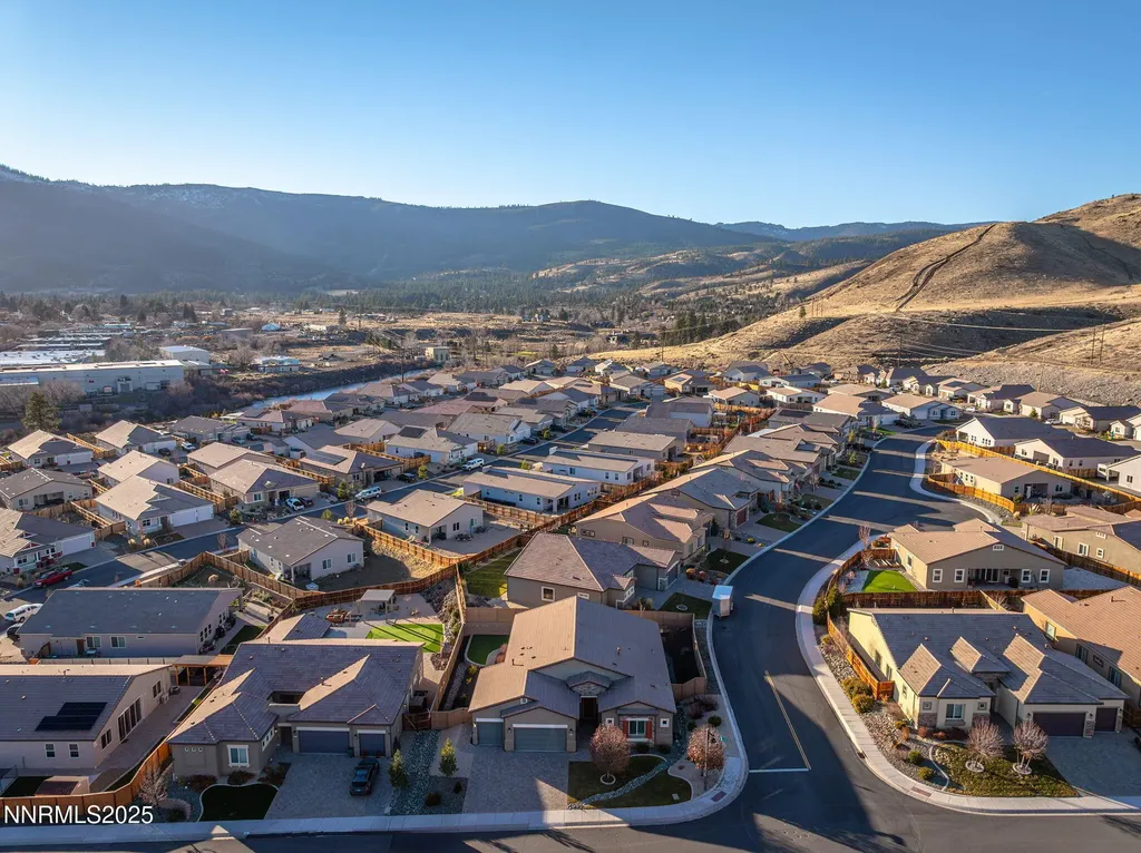425 Chelmsford Reno NV 89439