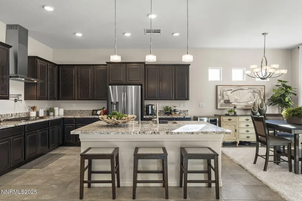 425 Chelmsford Reno NV 89439
