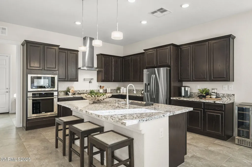 425 Chelmsford Reno NV 89439