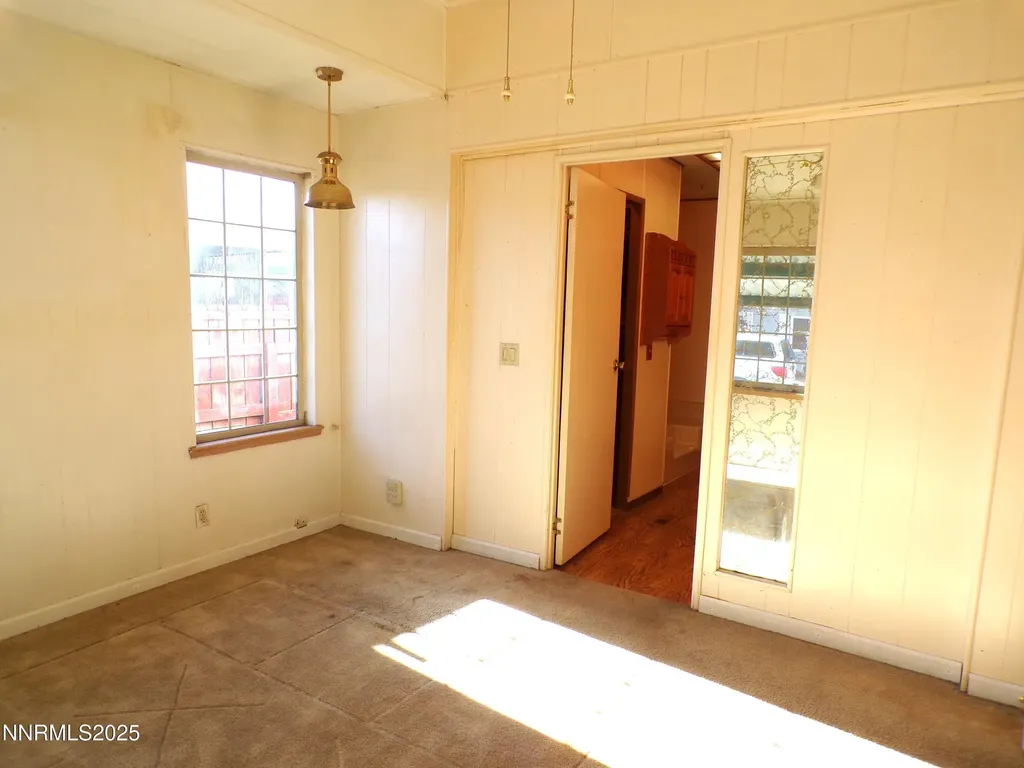 305 Parkland Fernley NV 89408