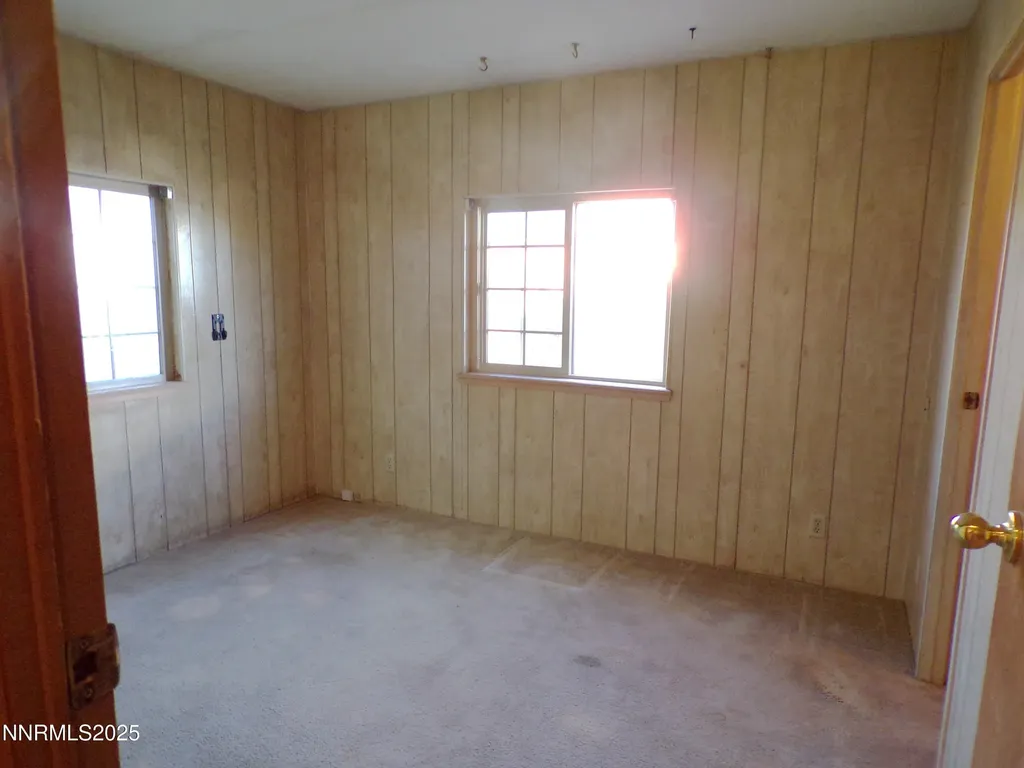 305 Parkland Fernley NV 89408