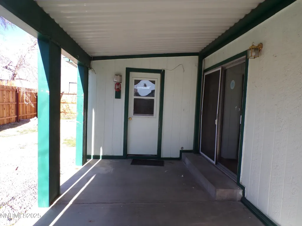 305 Parkland Fernley NV 89408