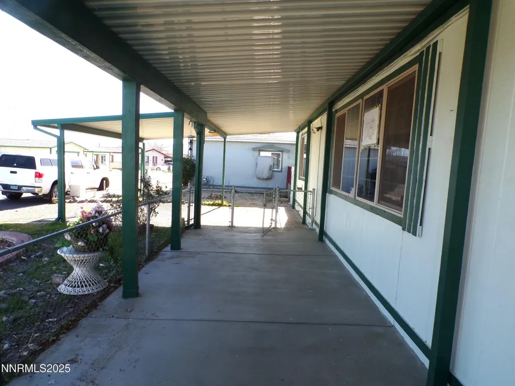 305 Parkland Fernley NV 89408