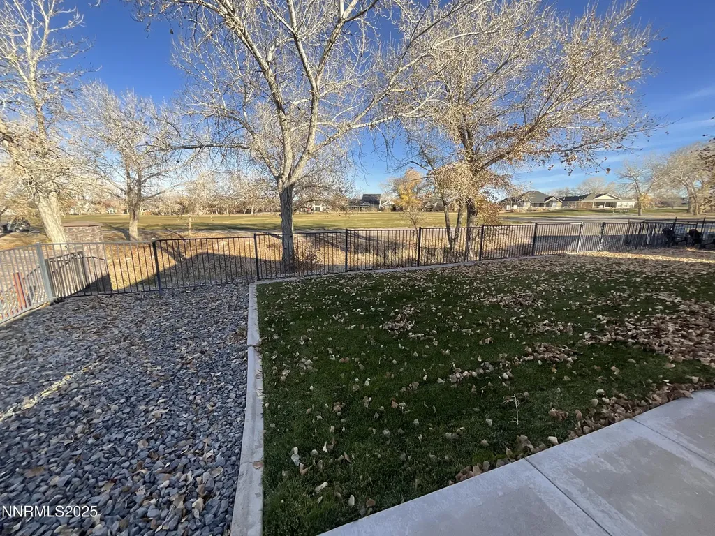 768 Divot Fernley NV 89408