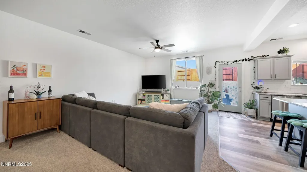 17821 Davis Meadow Reno NV 89508