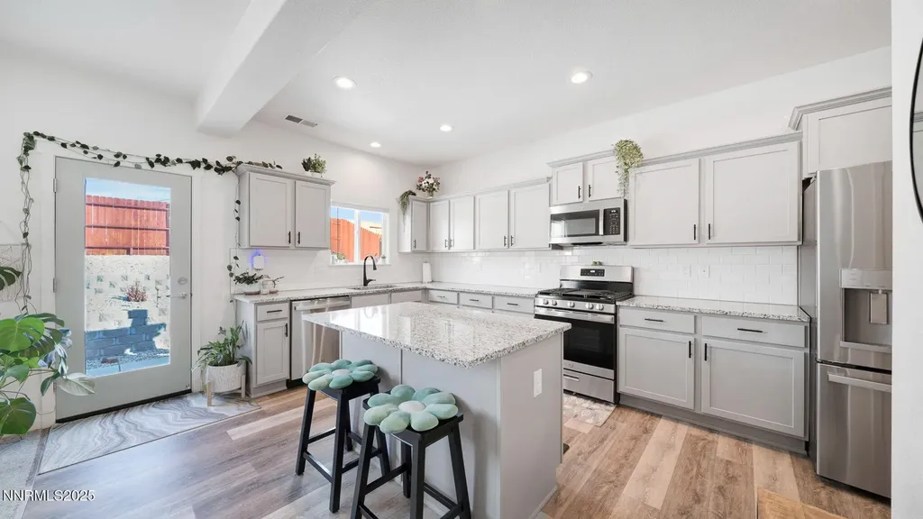 17821 Davis Meadow Reno NV 89508
