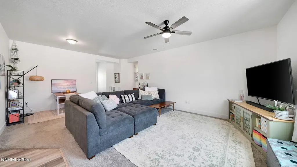 17821 Davis Meadow Reno NV 89508
