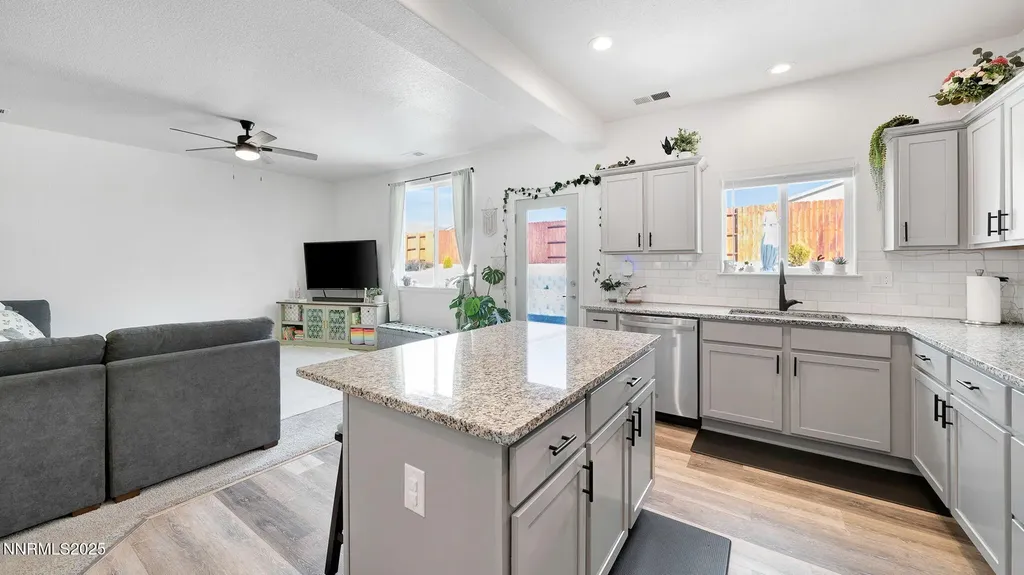 17821 Davis Meadow Reno NV 89508