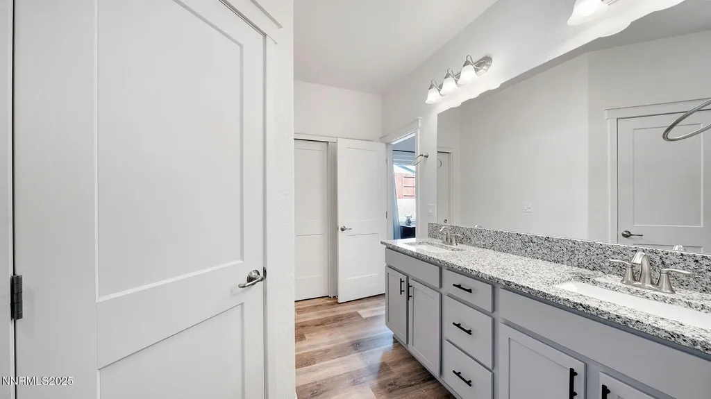17821 Davis Meadow Reno NV 89508