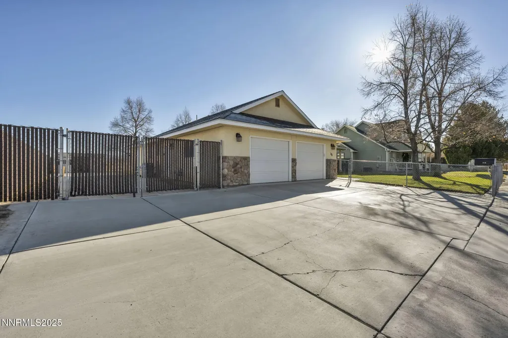 316 Kay Yerington NV 89447
