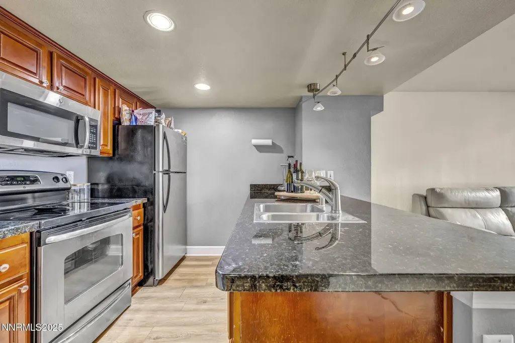 450 Arlington Reno NV 89503
