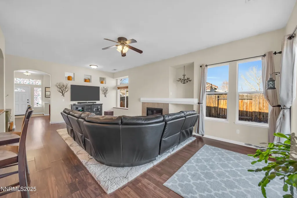 3630 Grove Springs Sparks NV 89436