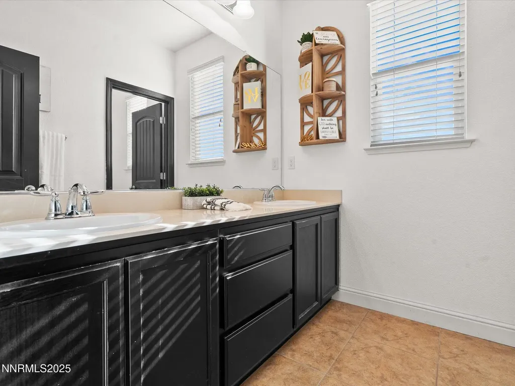 2135 Horse Prairie Reno NV 89521