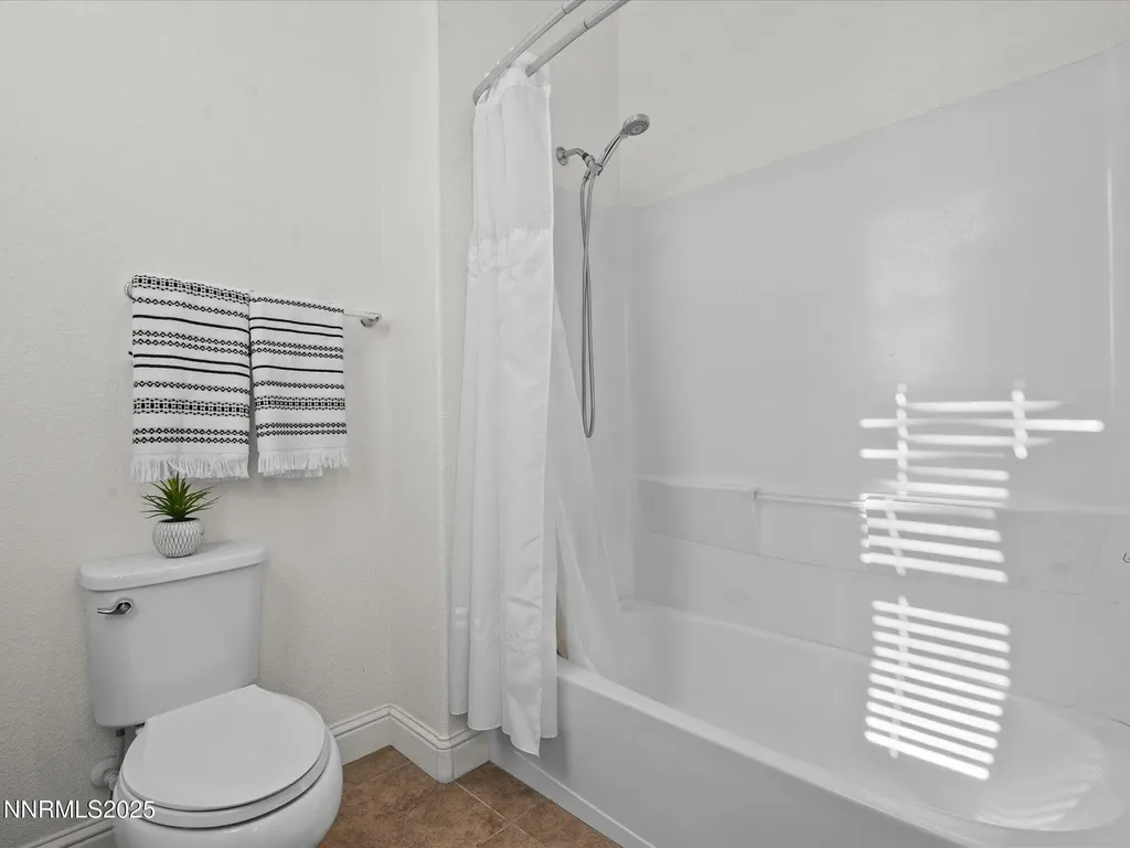 2135 Horse Prairie Reno NV 89521