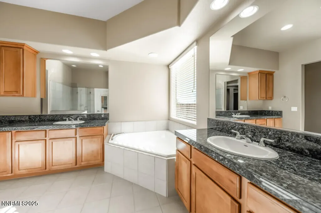 3240 Quartzite Reno NV 89523