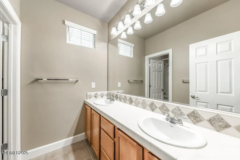 3240 Quartzite Reno NV 89523