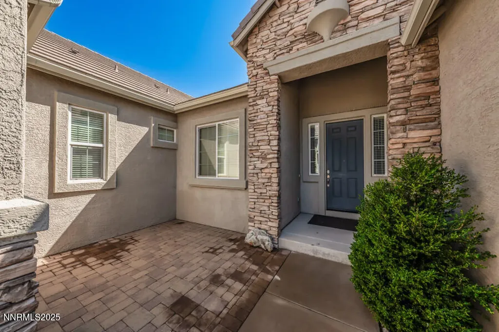 3240 Quartzite Reno NV 89523