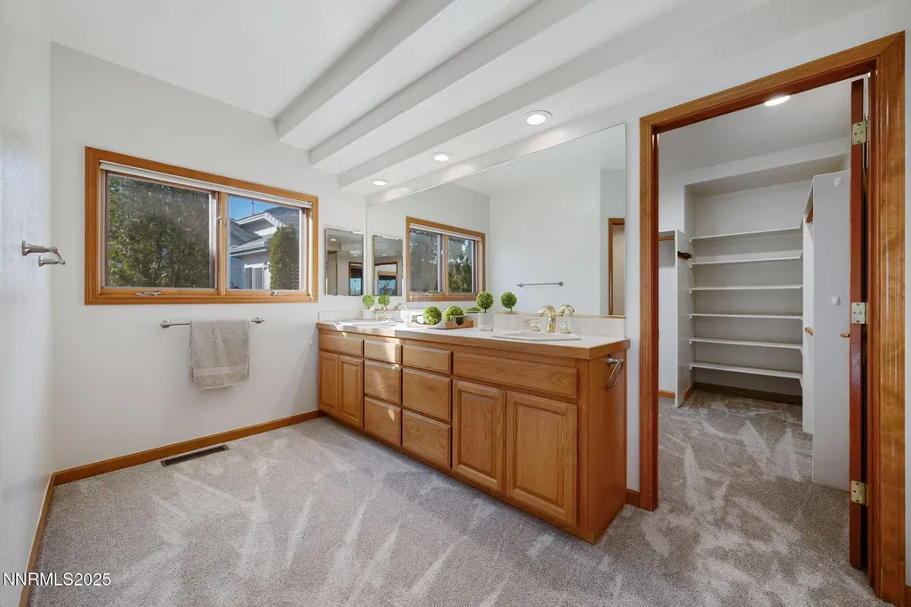 1205 Greensburg Reno NV 89509