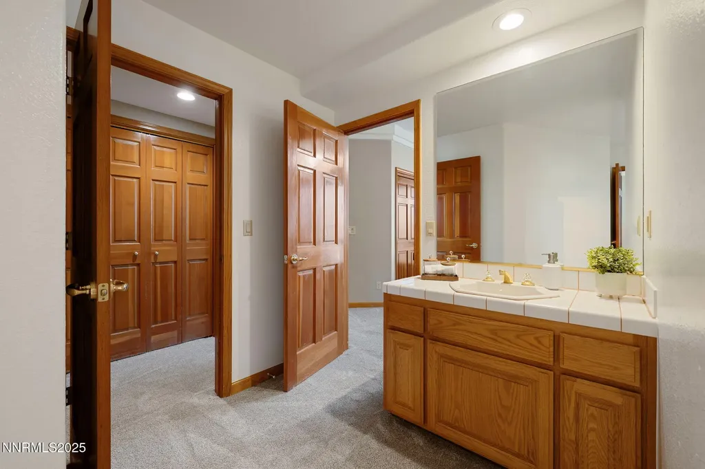 1205 Greensburg Reno NV 89509
