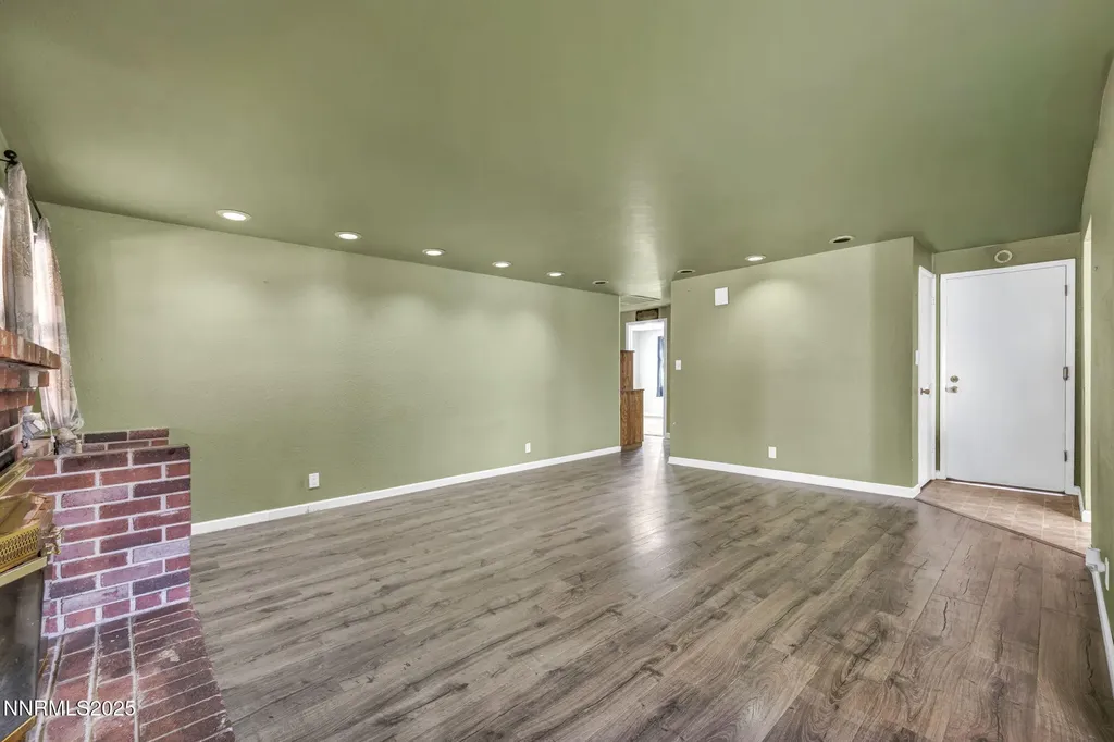 3241 Edna Sparks NV 89431