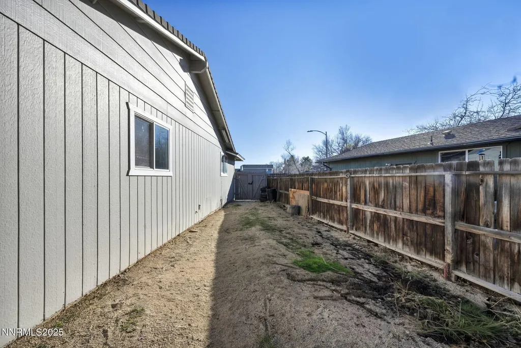 3241 Edna Sparks NV 89431