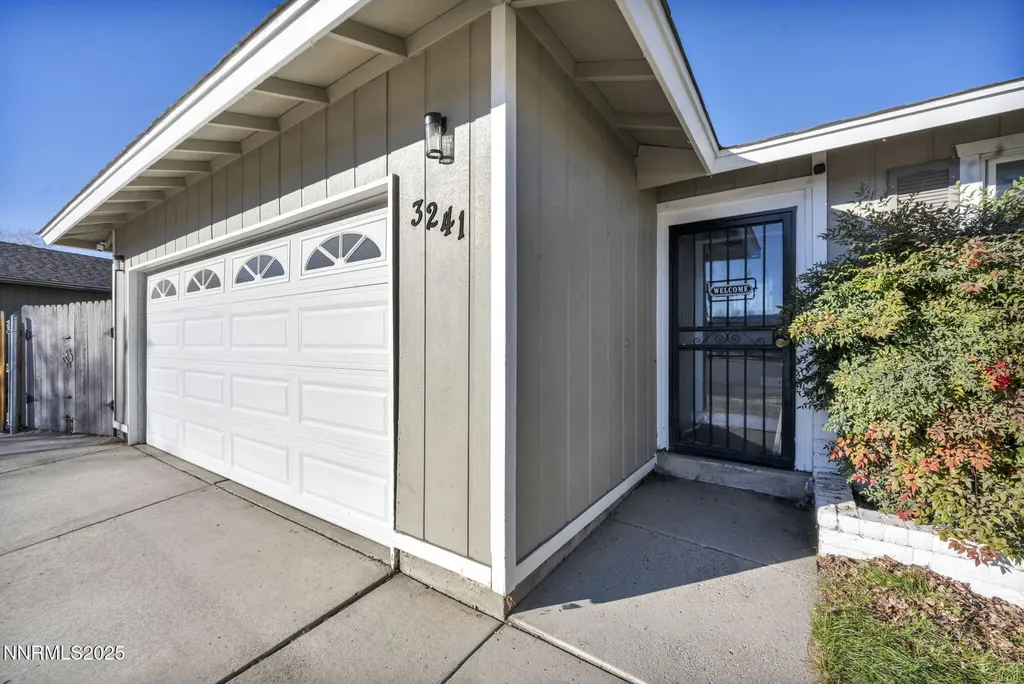 3241 Edna Sparks NV 89431