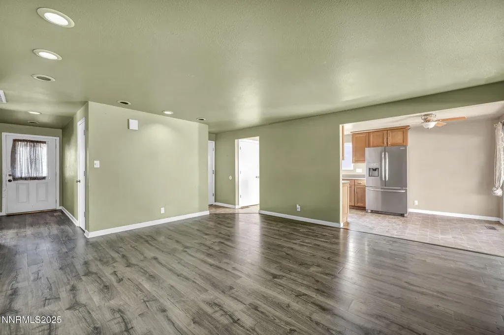 3241 Edna Sparks NV 89431