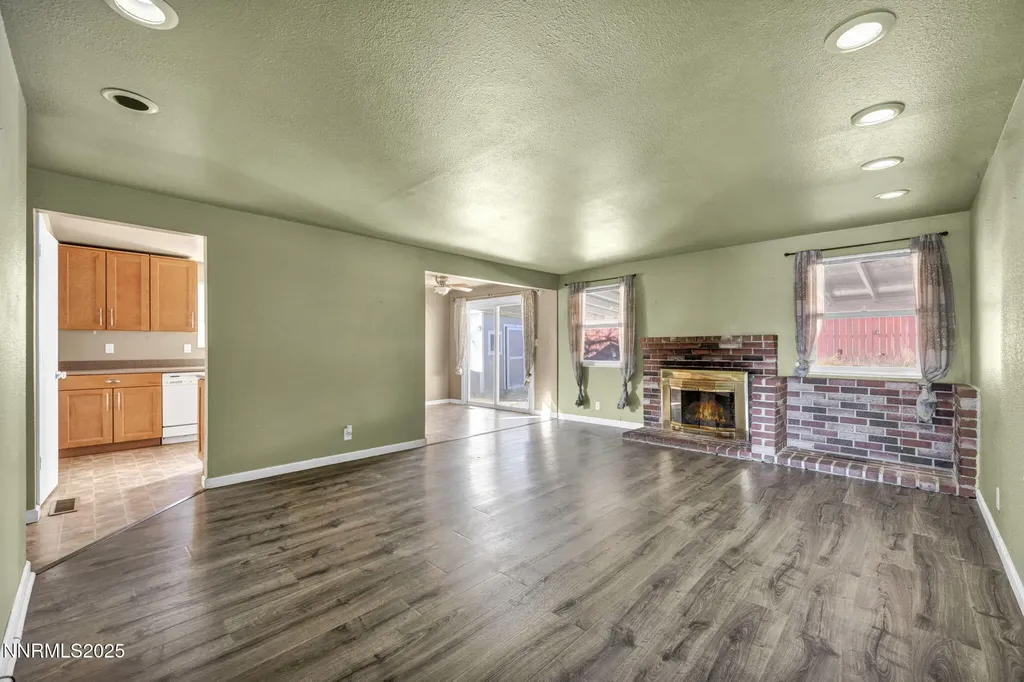 3241 Edna Sparks NV 89431