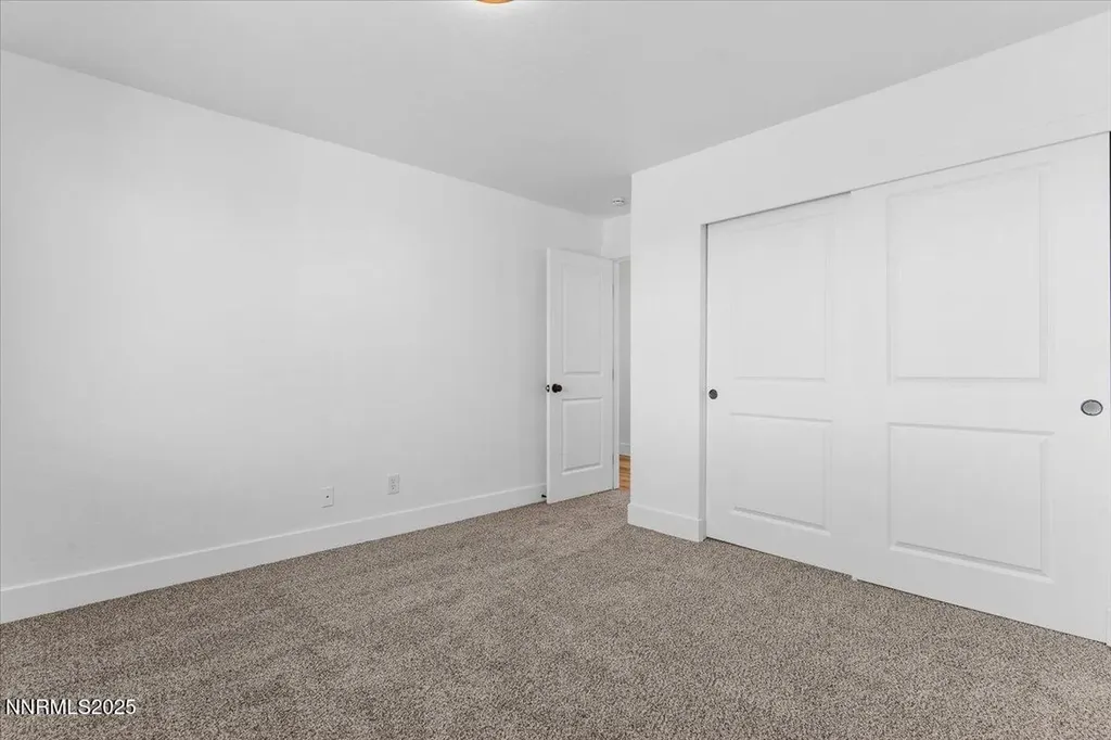 10655 Silver Spur Reno NV 89508
