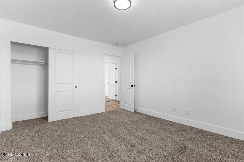 10655 Silver Spur Reno NV 89508