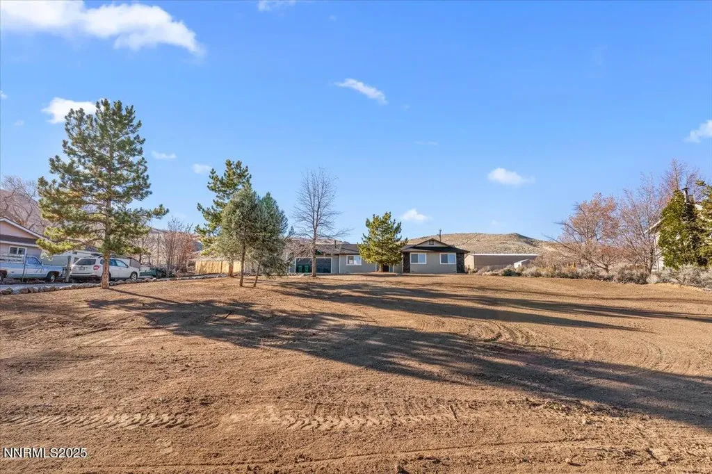 10655 Silver Spur Reno NV 89508