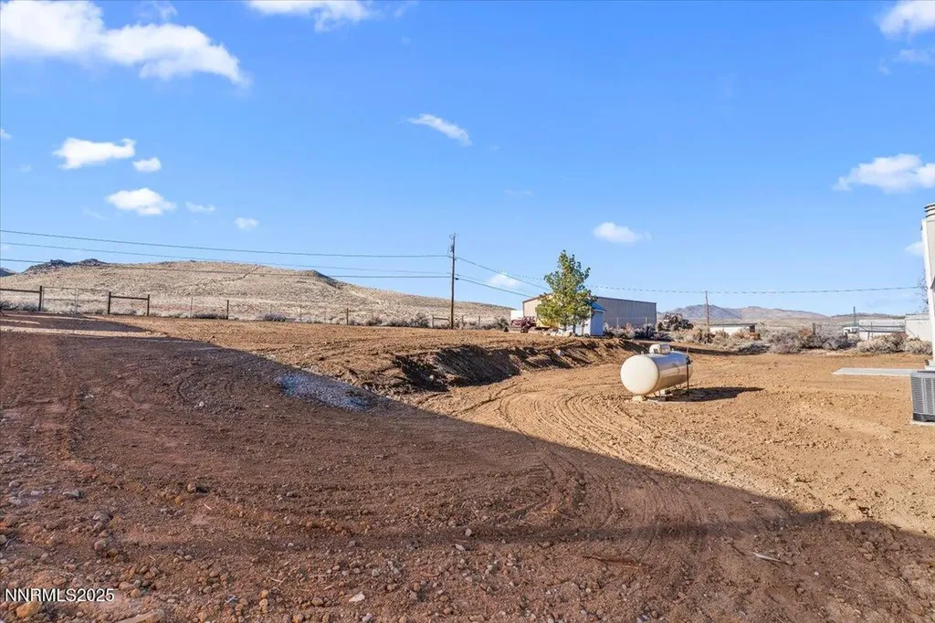 10655 Silver Spur Reno NV 89508