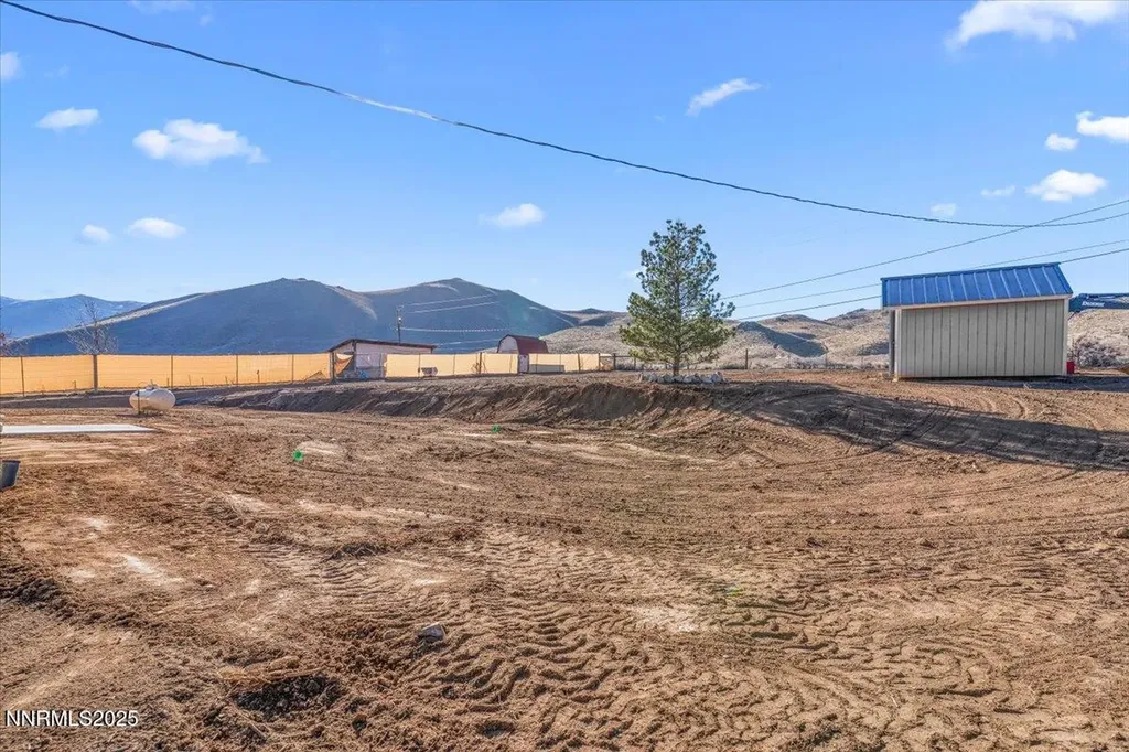 10655 Silver Spur Reno NV 89508