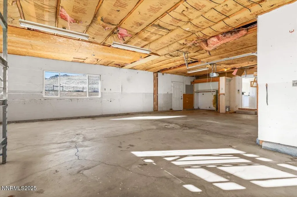 10655 Silver Spur Reno NV 89508