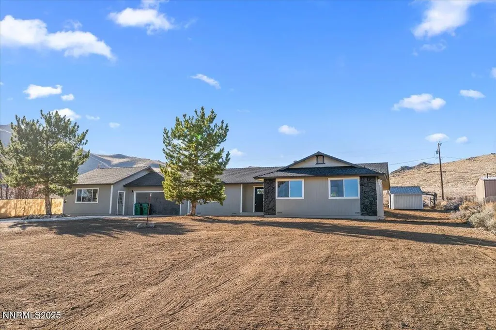 10655 Silver Spur Reno NV 89508