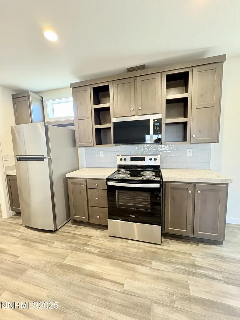 3135 Rawhide Silver Springs NV 89429