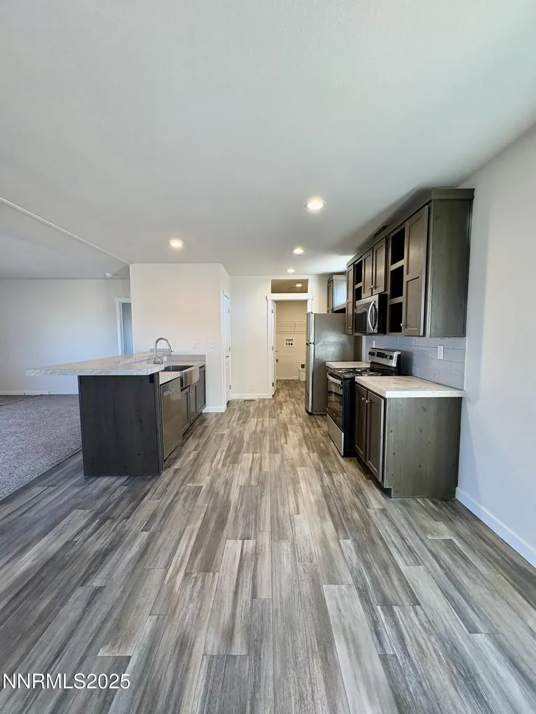 3135 Rawhide Silver Springs NV 89429