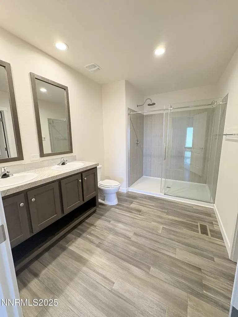 3135 Rawhide Silver Springs NV 89429