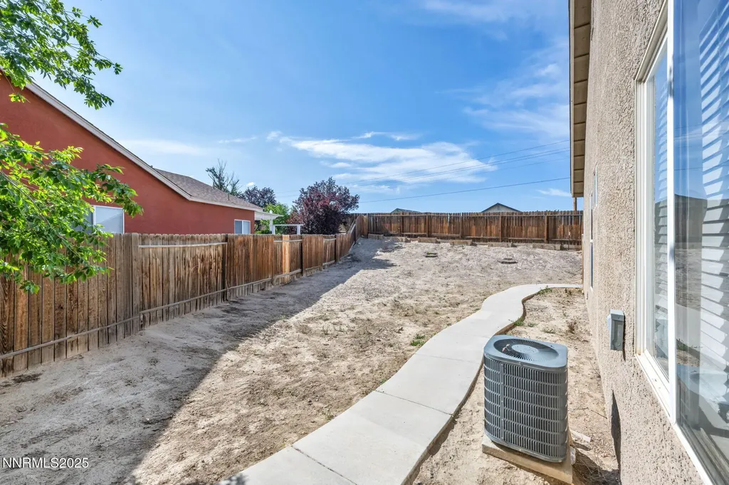 908 Jones Fernley NV 89408