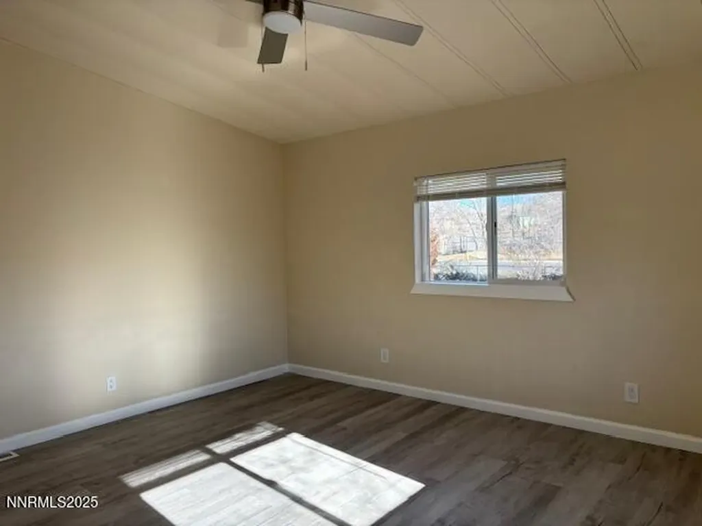 5595 Yukon Sun Valley NV 89433