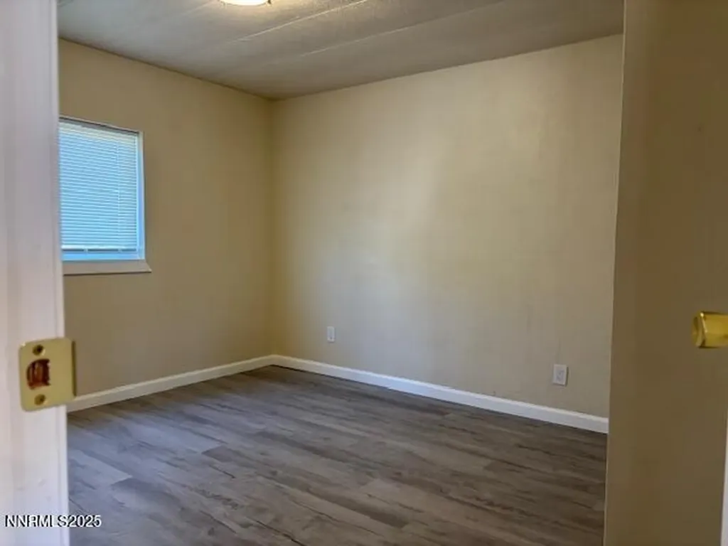 5595 Yukon Sun Valley NV 89433