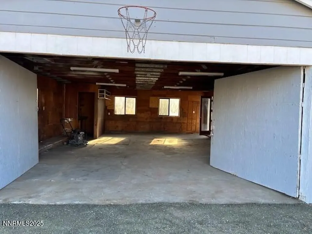 5595 Yukon Sun Valley NV 89433