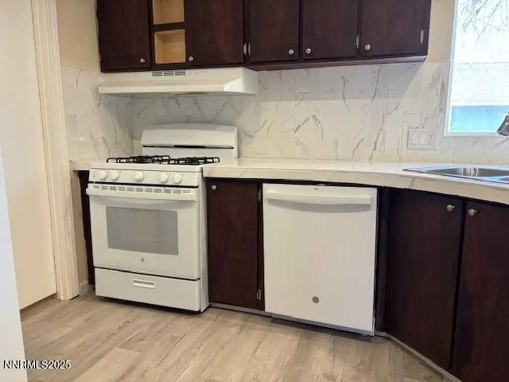 5595 Yukon Sun Valley NV 89433